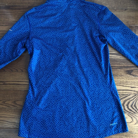 Nike lined thick top - Picture 9 of 10